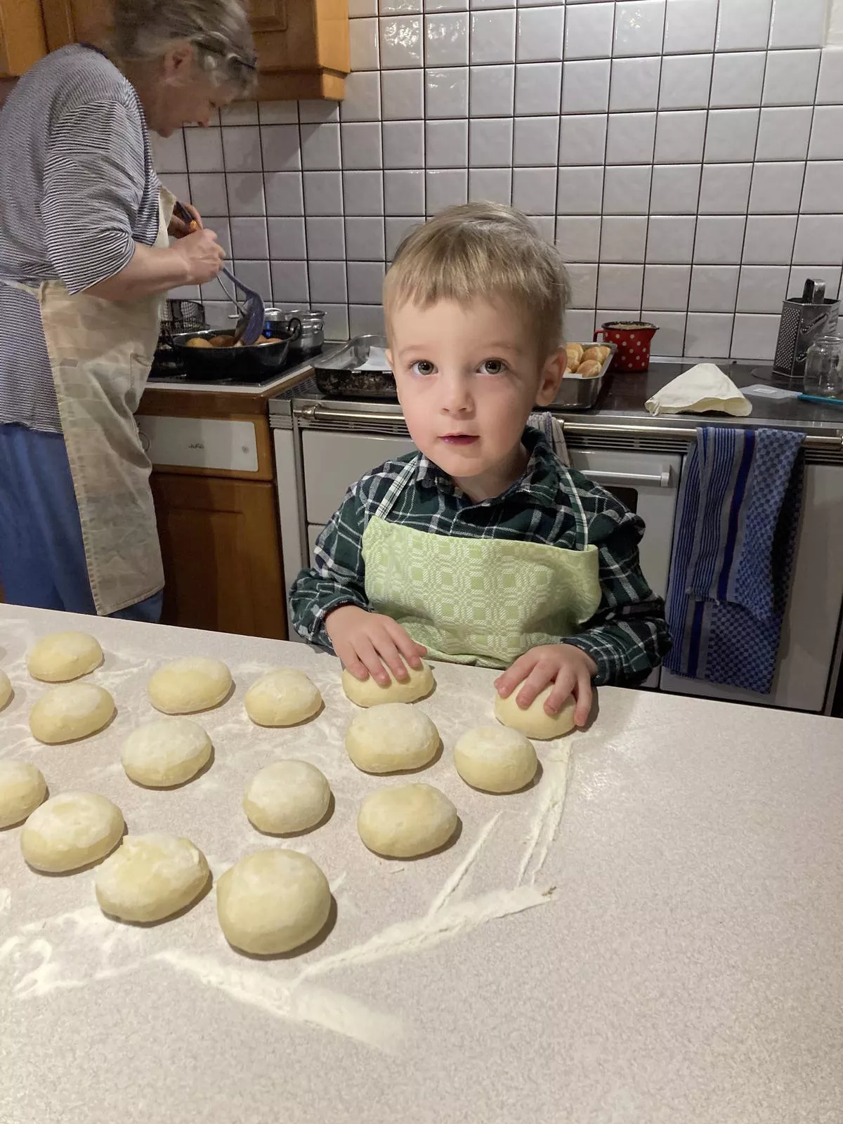 Kinder Brotbackkurs auf dem Biohof Janezic